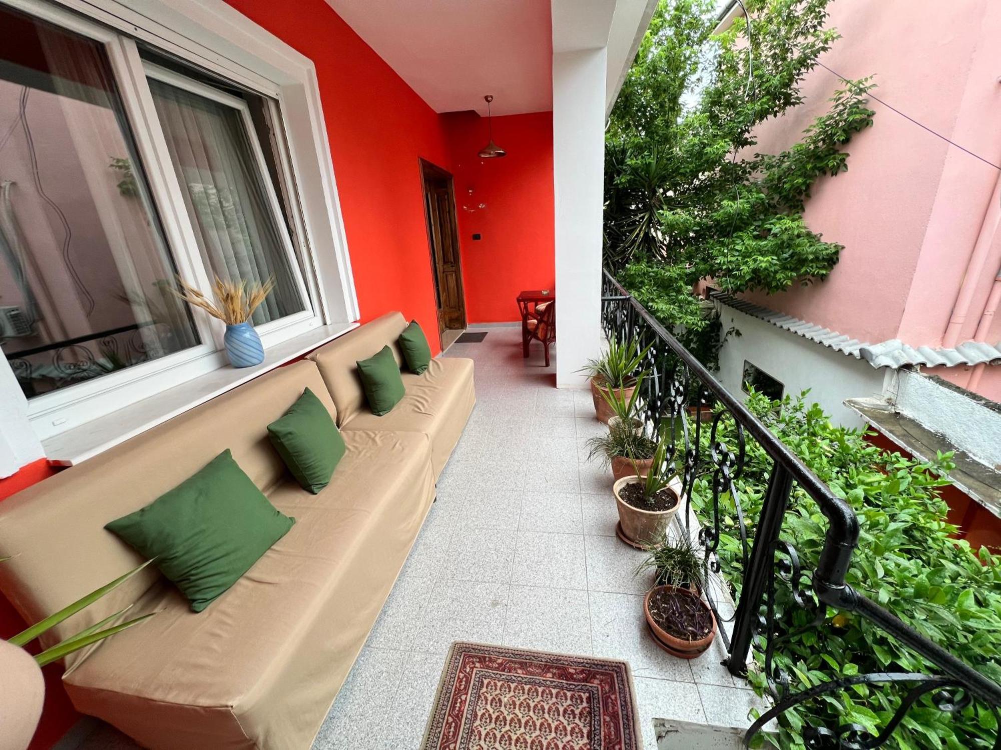 Trip'N'Hostel Chill Zone Tiranë Eksteriør bilde